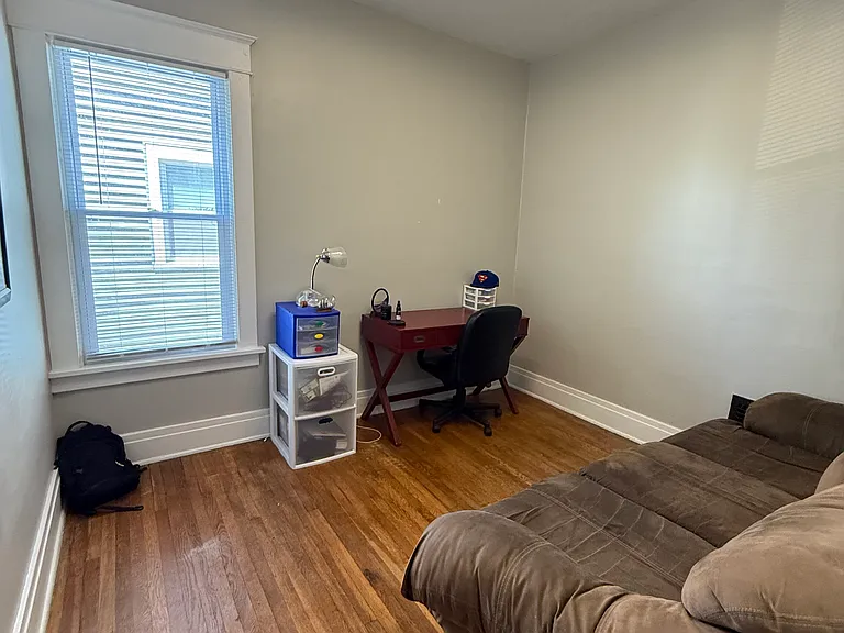 76 Sterling Ave — Photo 11
