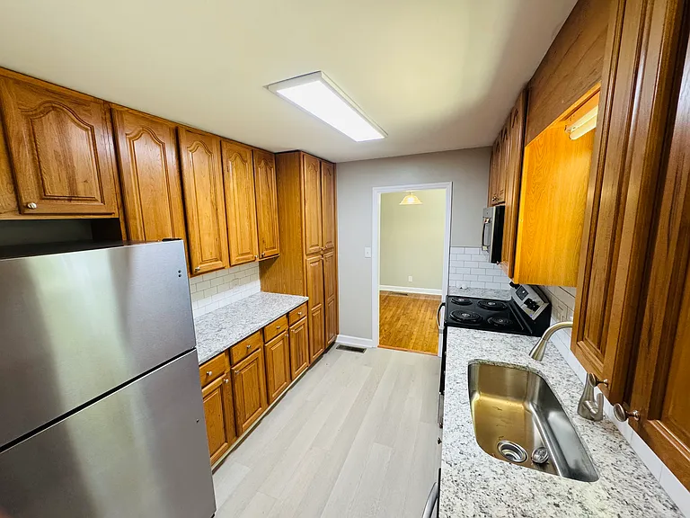 2529 Overbrook Dr — Photo 11