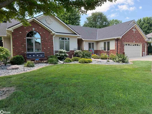 2331 Forest St, Carroll, IA 51401
