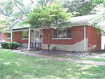 634 Camborne Dr photo 1