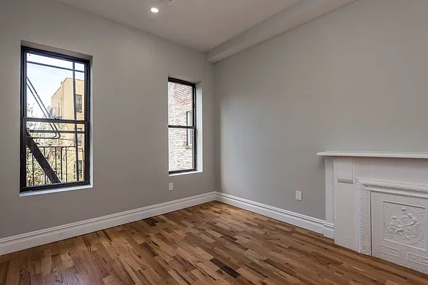 Rented by Nooklyn NYC LLC | media 11