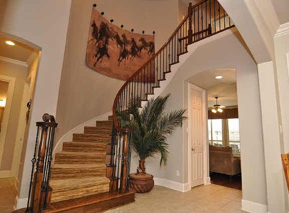 4th image of 6302 Creekwood Ct