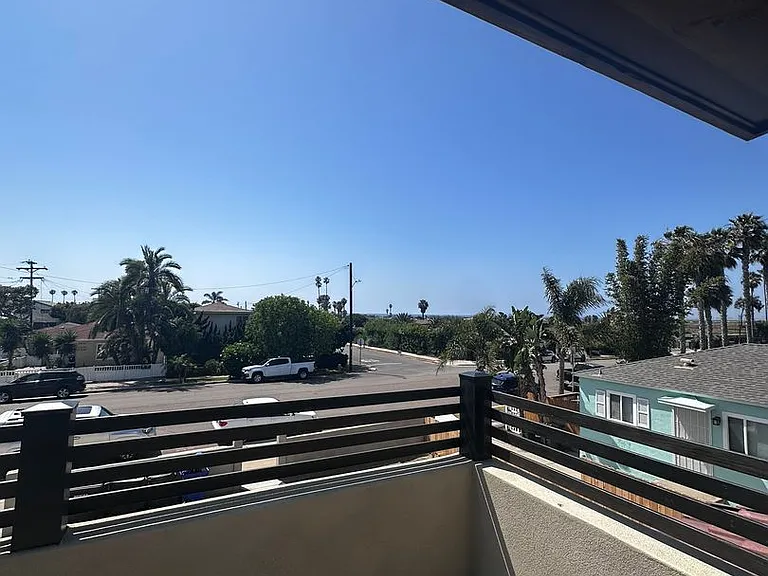 611 Silver Strand Blvd — Photo 41