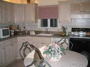 2nd image of 20245 Rocky Hill Rd