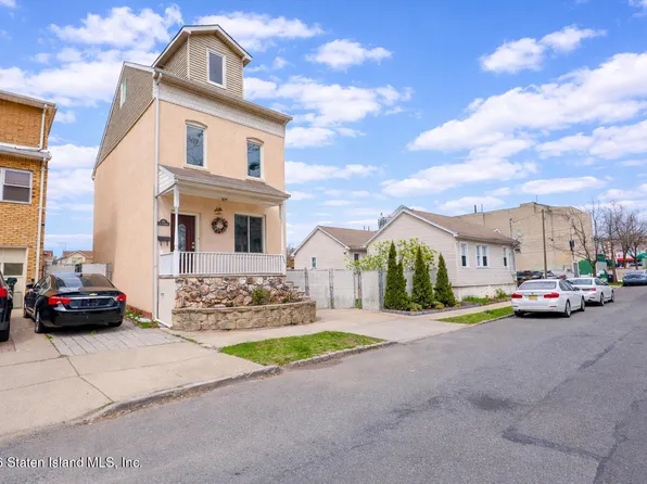 111 Clifton Ave, Staten Island, NY 10305