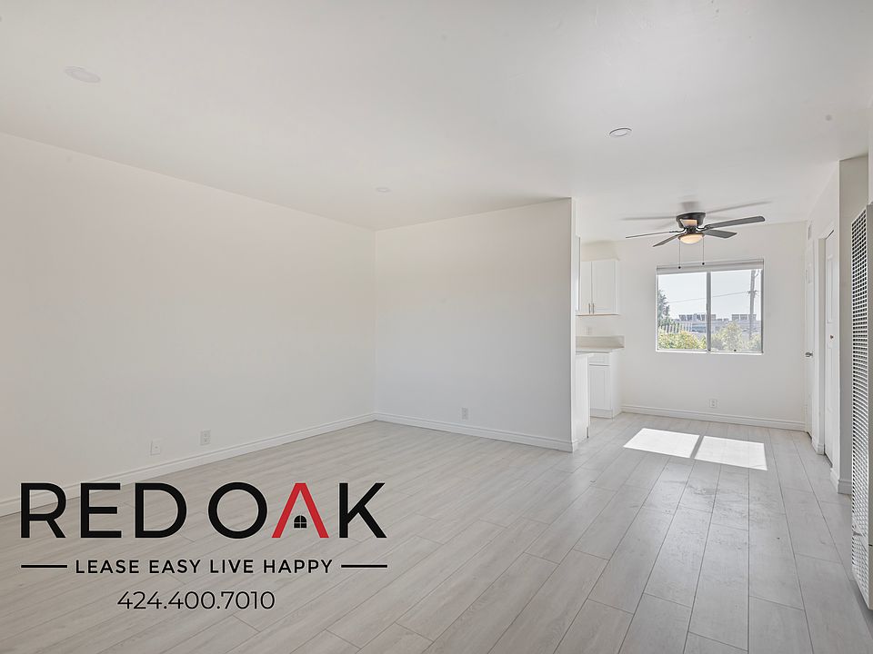 1st image of 7915 Vineland Ave #14
