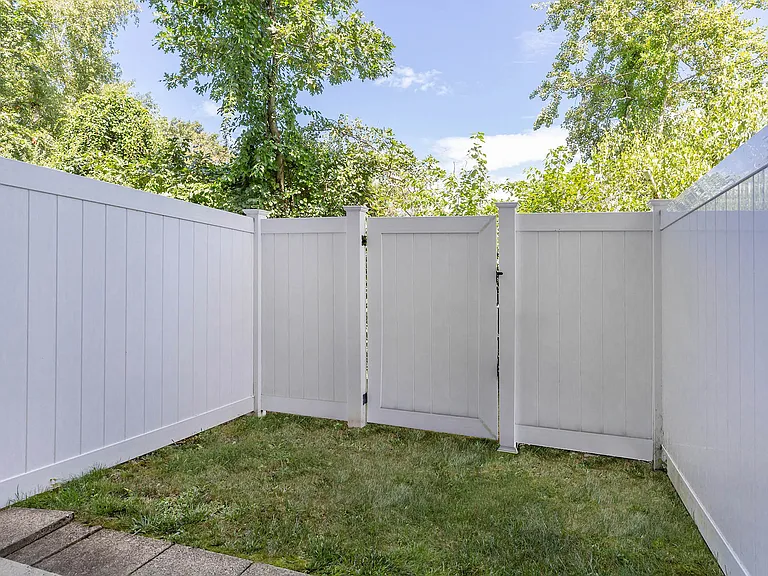 14 North — Photo 17
