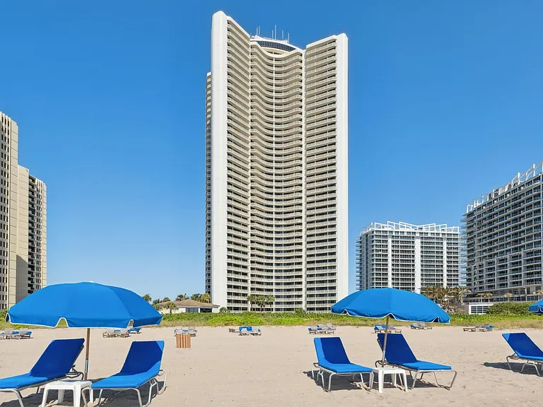 3000 N Ocean Dr #20G — Photo 40