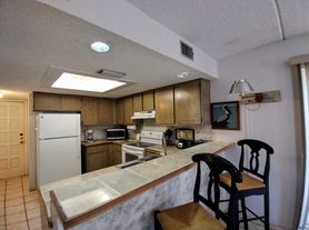 115 E Coronado Dr