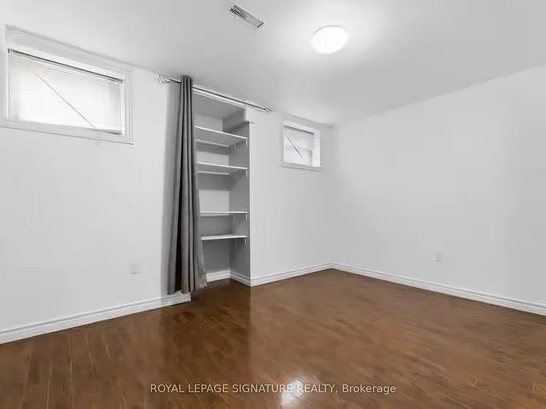 44 Selby Dr — Photo 39