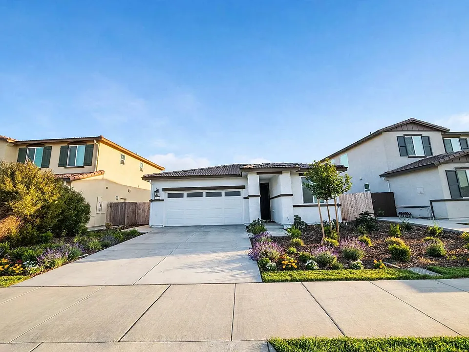 2966 Diablo View Dr
