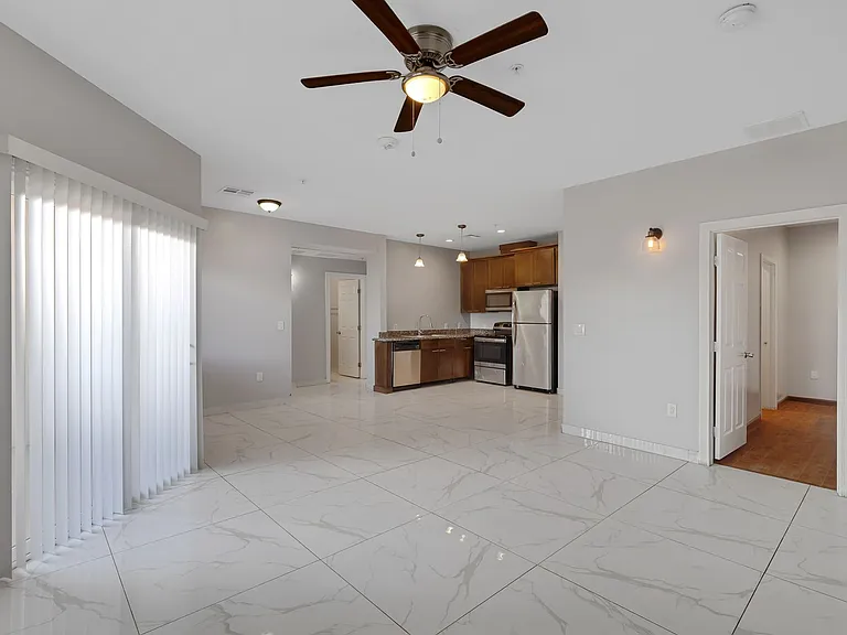 Desert View Apartments — Photo 47