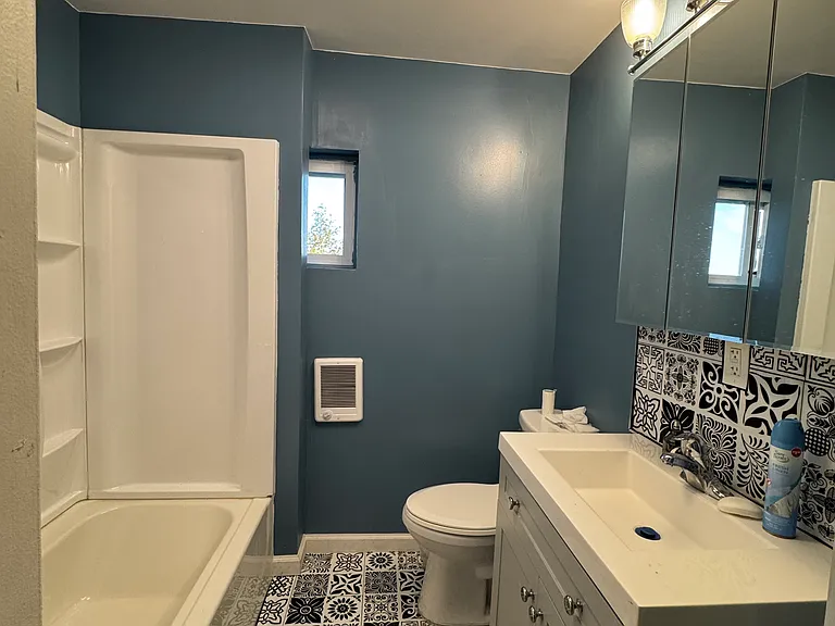 1504 Church Ave #3 — Photo 6