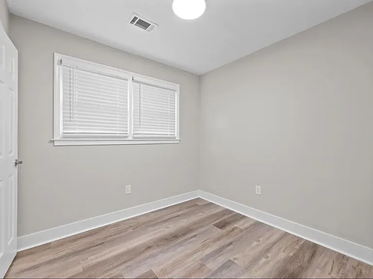 1115 S Shadow Dr — Photo 10
