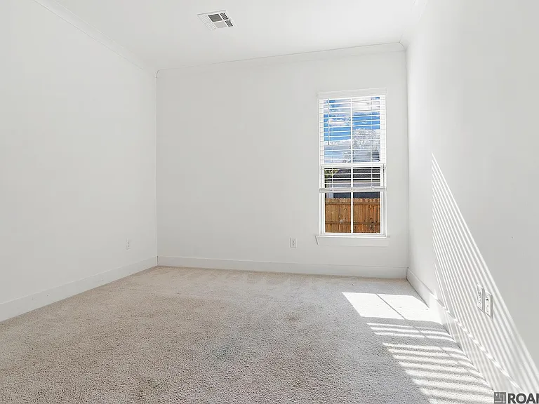 802 Marlstone Dr — Photo 8