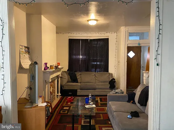 2625 N Hollywood St, Philadelphia, PA 19132