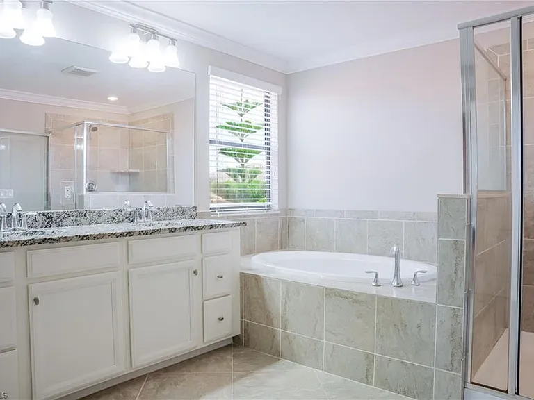 1573 Vizcaya Ln — Photo 17