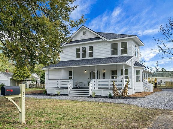 2nd image of 402 Sears St