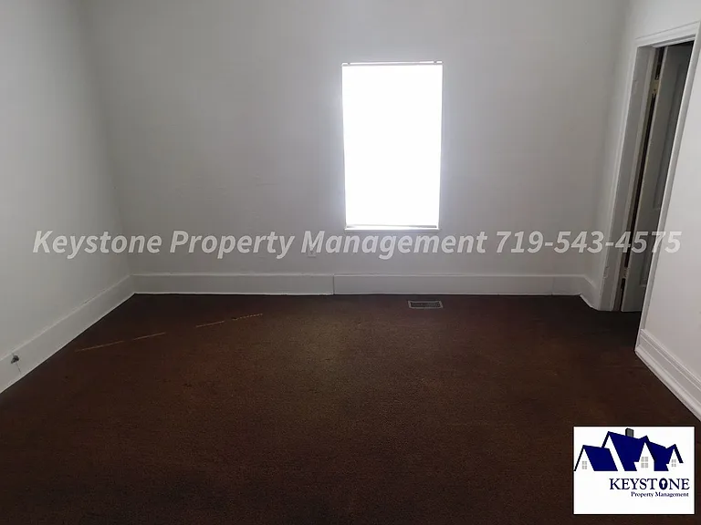 906 N Glendale Ave — Photo 14