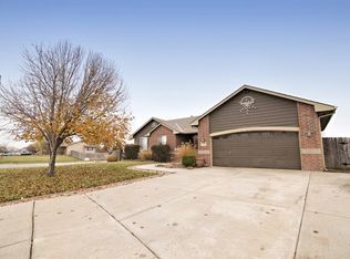 11354 W Carr Ct, Wichita, KS 67209
