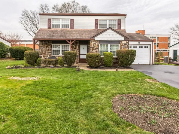 156 Wildflower Dr, Plymouth Meeting, PA 19462