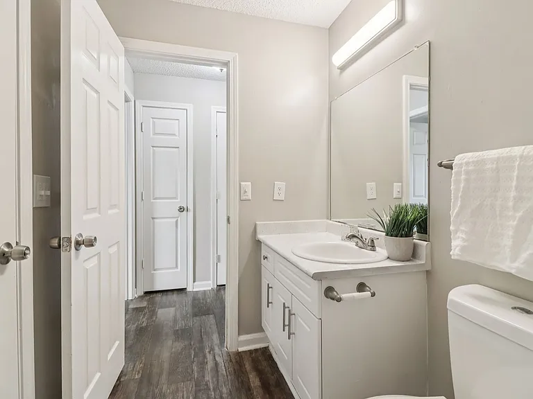 Walden Brook Apartments — Photo 12