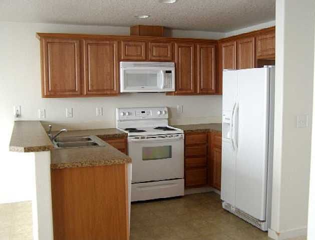 2nd image of 6105 NE 79th Ave
