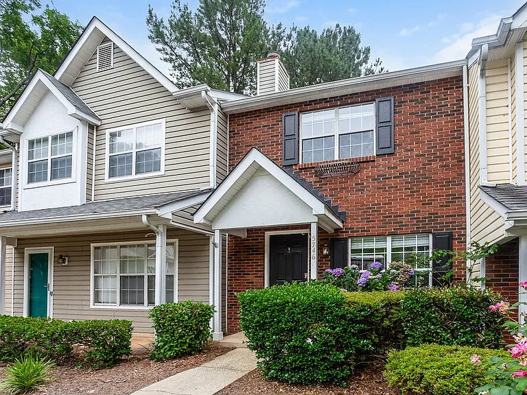 5746 Prescott Ct — Photo 4