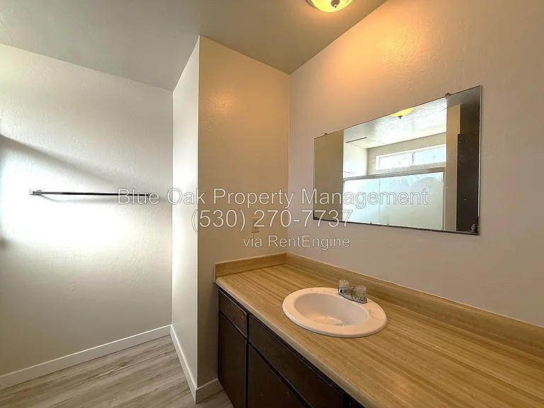 1505 W 3rd St #F — Photo 7
