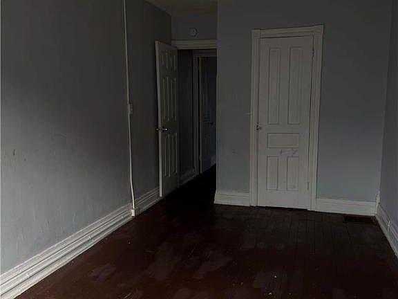 5th image of 237 N Fountain St