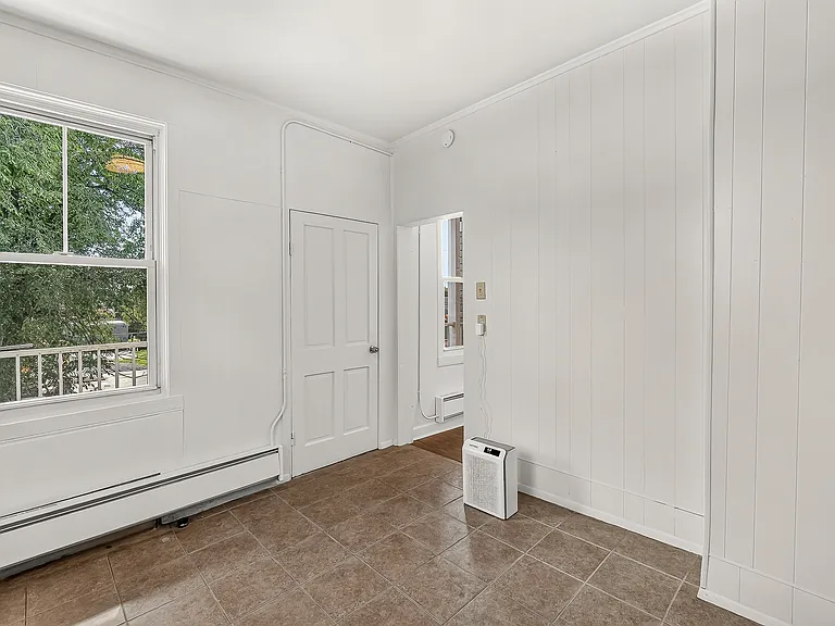 243 E 2nd St #2 — Photo 14