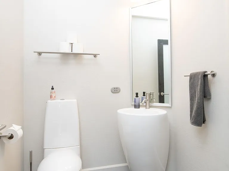 6415 E Beck Ln — Photo 27