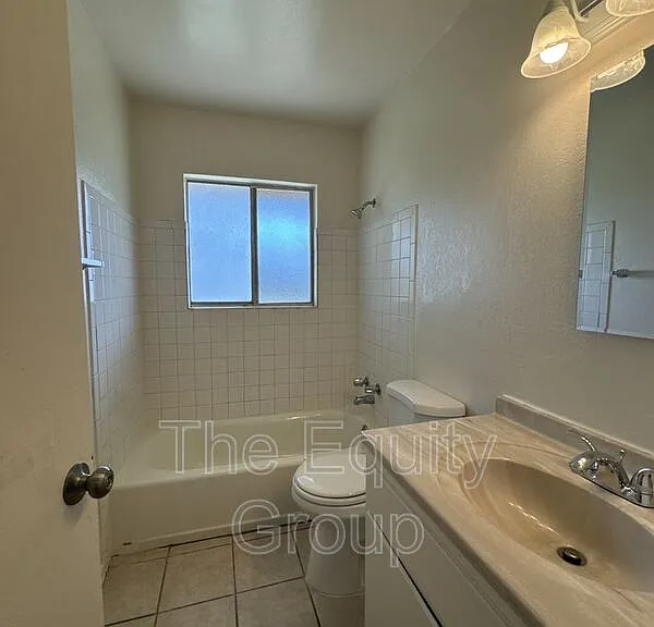 2100 North Ave #C — Photo 7
