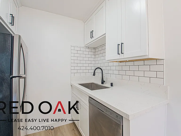 12605 Kensington Ln #4 — Photo 8