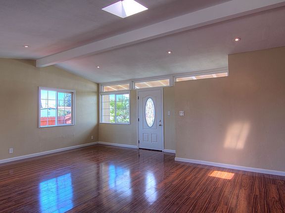 Entry with Nice Architectural Windows