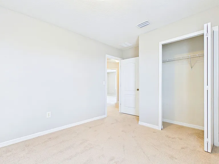 14517 Dunrobin Dr — Photo 9