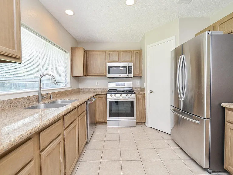 22630 Powell House Ln — Photo 12