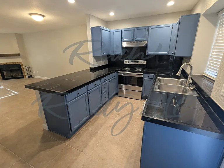 921 W University Dr #1107 — Photo 17