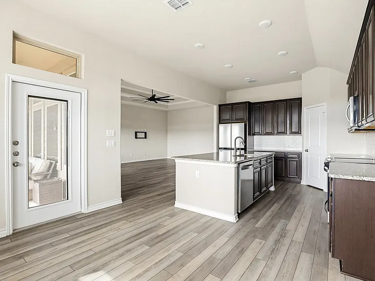 307 James Bonham Way — Photo 21