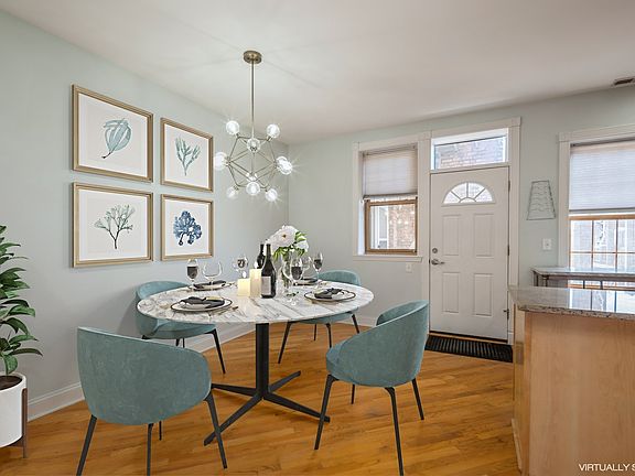 DiningRoom