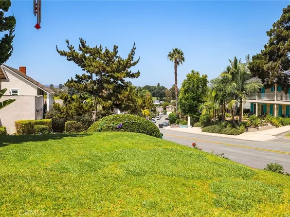 26612 Saddleback Dr, Mission Viejo, CA 92691