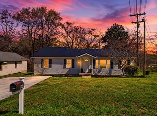 112 Newry Rd, Seneca, SC 29672