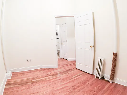 Rented by Urban Real Estate Inc | media 14