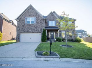 8903 S Covey Meadow Pl, Louisville, KY 40229
