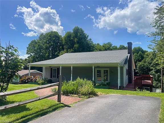 4th image of 182 Oakley Dr