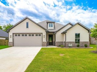 414 Deer Point Cv, Chandler, TX 75758