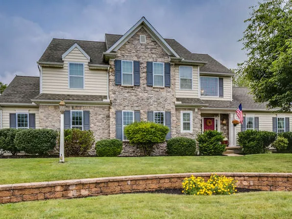 109 S Larkspur Dr #L-0035, Palmyra, PA 17078