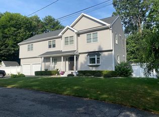 3 Swan Rd, Reading, MA 01867