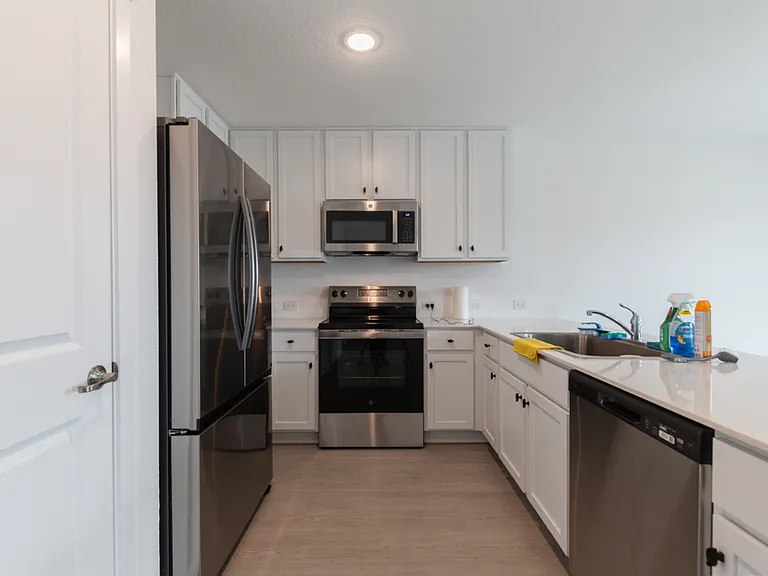 13462 Furyk Dr — Photo 4