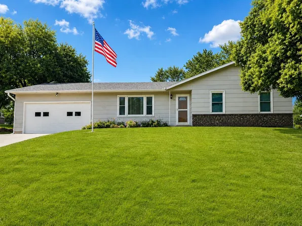 515 Peck Ave, Concordia, KS 66901